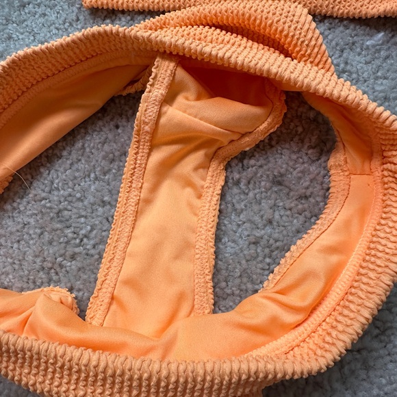 Billabong halter Orange Textured Bikini Set - Picture 2 of 3